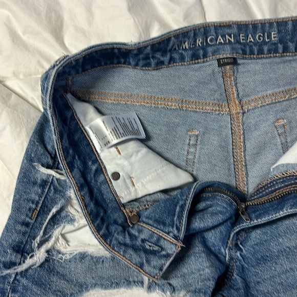 American Eagle  Jean shorts, size 4 women’s - Picture 2 of 4